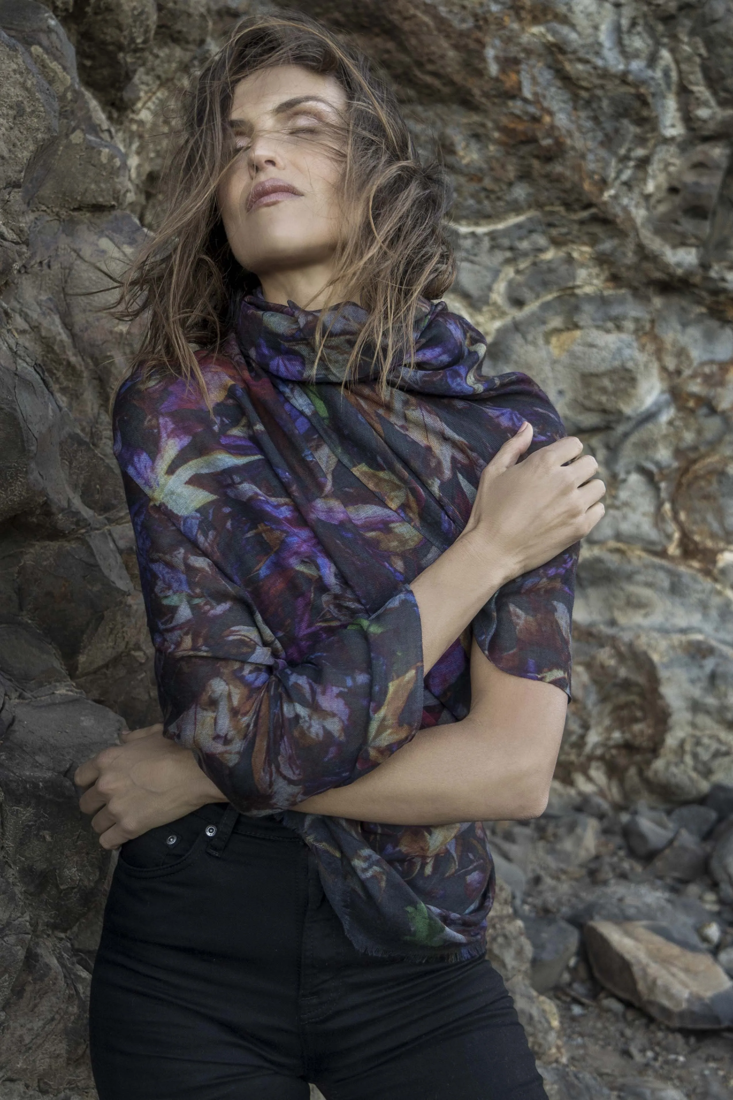 AUTUMN LEAVES WOOL & SILK SCARF